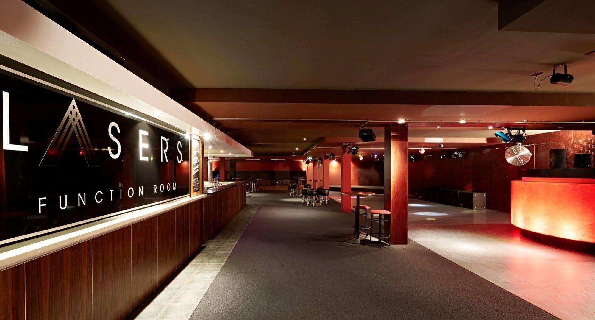 Nightcap At Waltzing Matilda Hotel Springvale Bagian luar foto